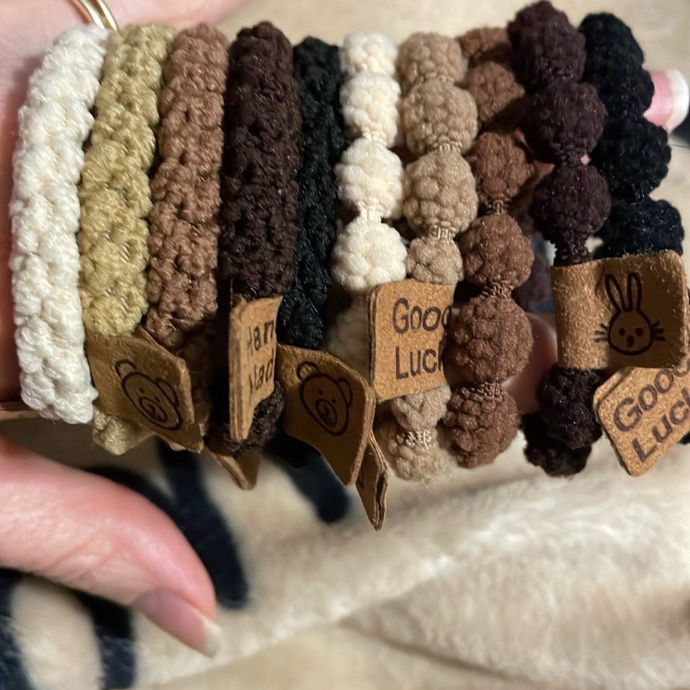 10 Hair-ties🐻🐰